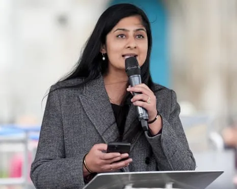 The Coventry South MP Seeks Advice From Defamation Lawyers In the Wake of Row Involving Jeremy Corbyn Over Party Membership System